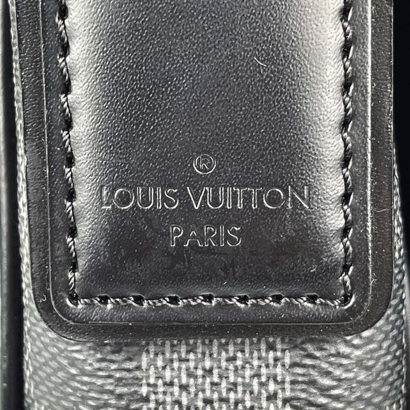 District PM Graphite Leather Black Shoulder Bag - Picture 4 of 10